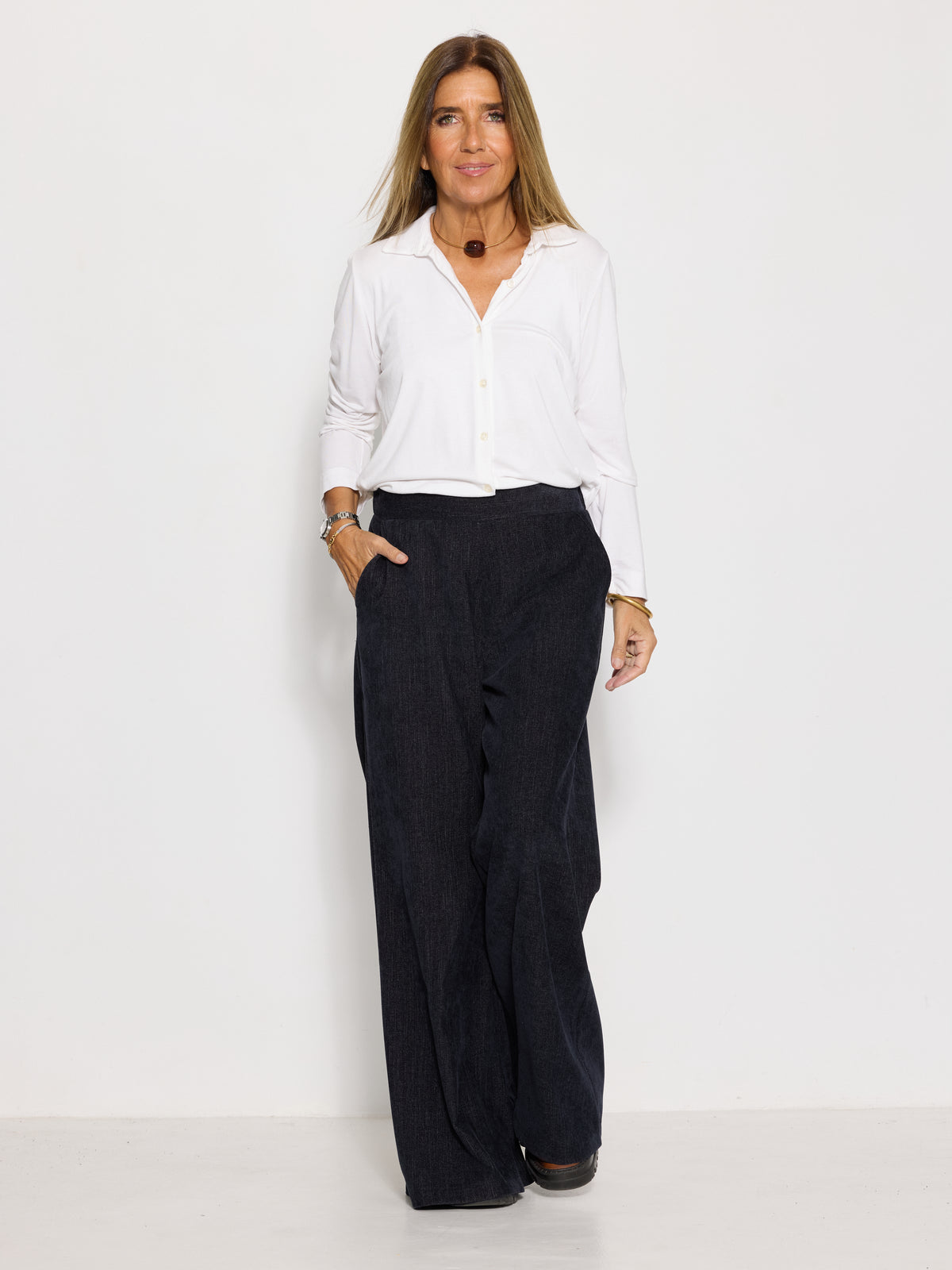 Pantalón Micropana · Marino